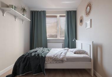 small-guest-bedroom