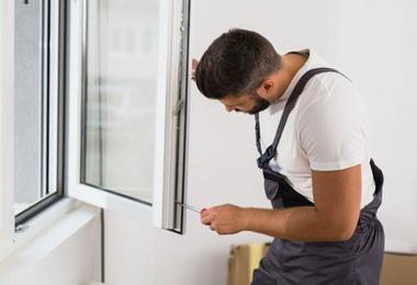 Signs your windows need replacing or repair